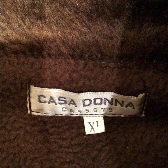 Brown faux suede medium to light weight winter coat with removable hood Preloved - Picture 4 of 4